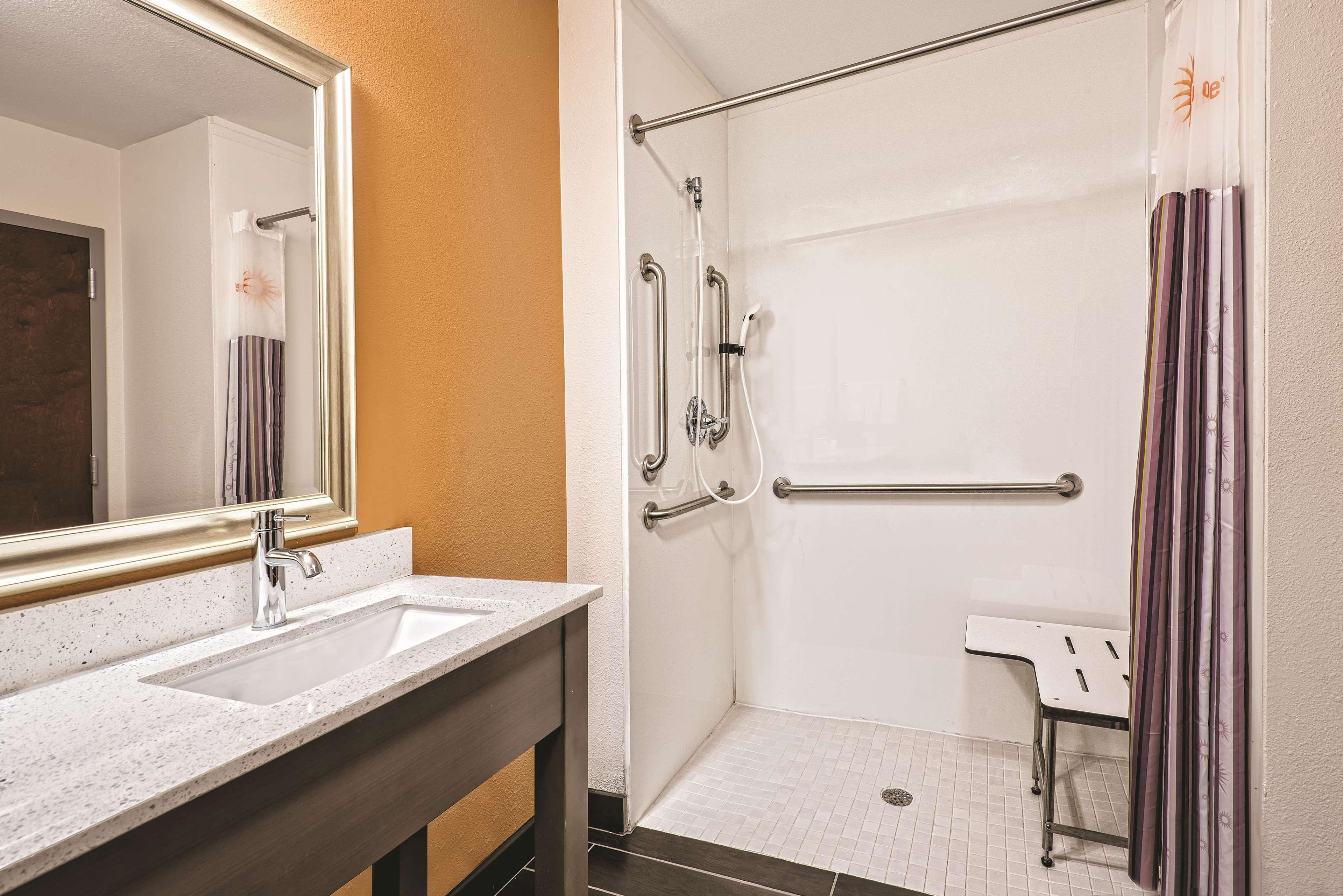 Hotel La Quinta By Wyndham San Antonio By Frost Bank Center Esterno foto