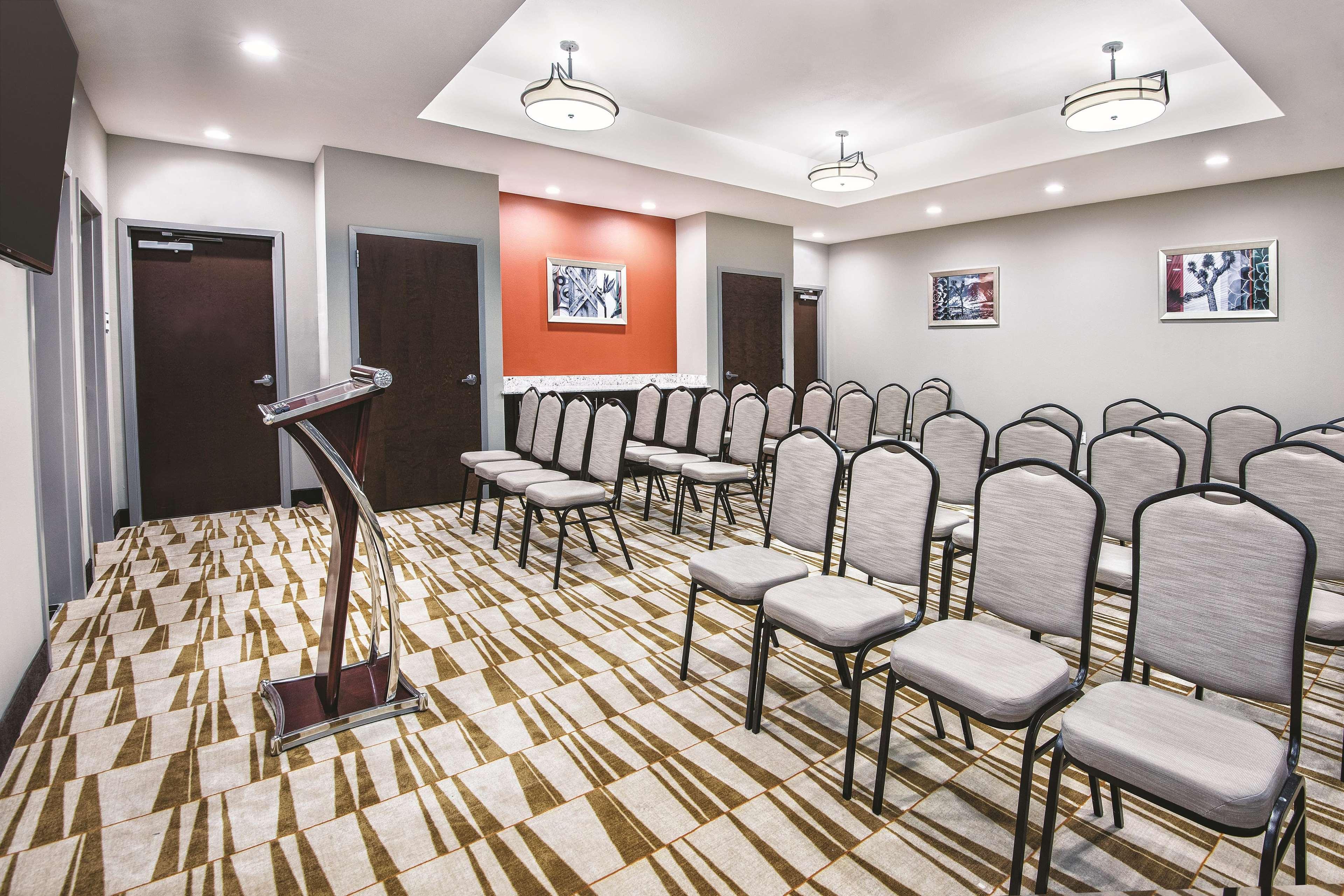 Hotel La Quinta By Wyndham San Antonio By Frost Bank Center Esterno foto