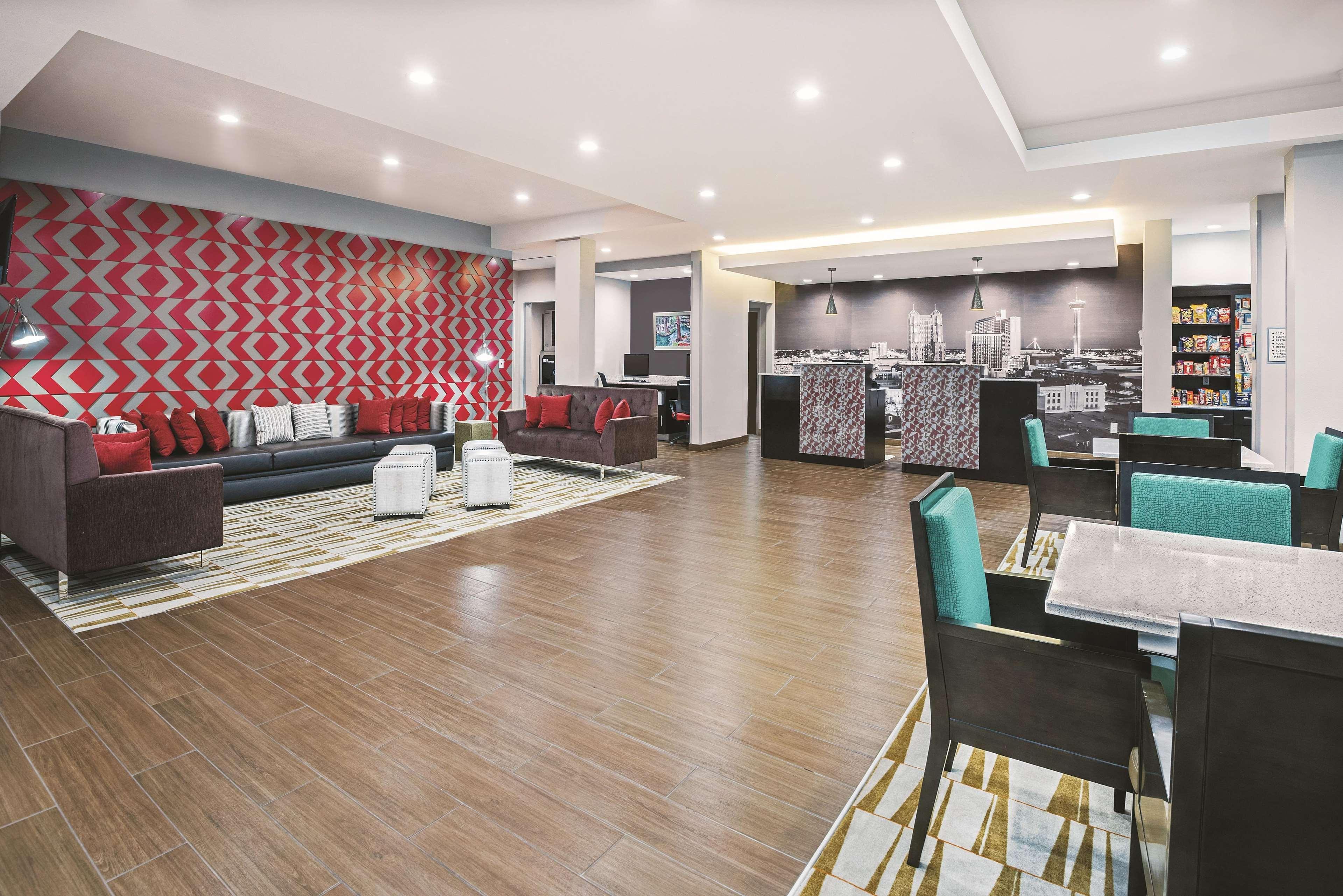 Hotel La Quinta By Wyndham San Antonio By Frost Bank Center Esterno foto