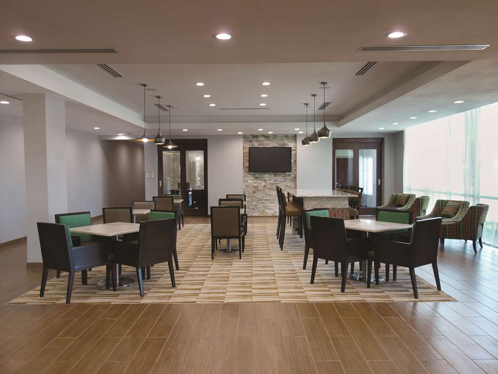 Hotel La Quinta By Wyndham San Antonio By Frost Bank Center Servizi foto